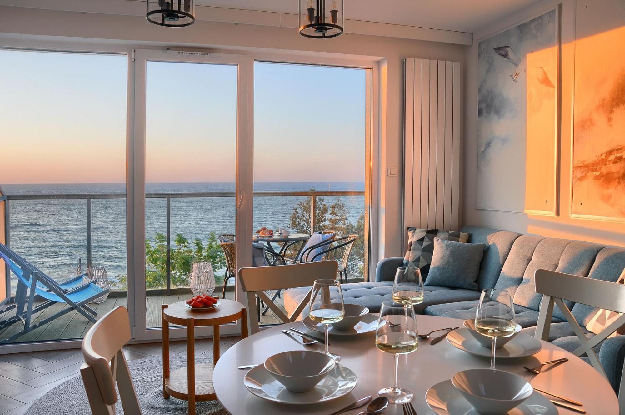 Apartament Z Widokiem Na Morze- Ustronie Apartments Nadmorski Luksus Apartamenty Ustronie Morskie Luaran gambar